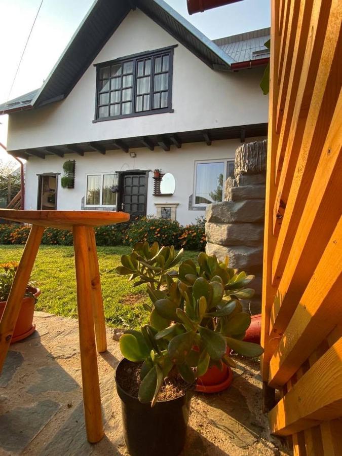 Casa Diana-Maria Apartamento Curtea de Argeş Exterior foto