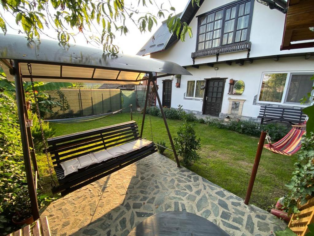 Casa Diana-Maria Apartamento Curtea de Argeş Exterior foto